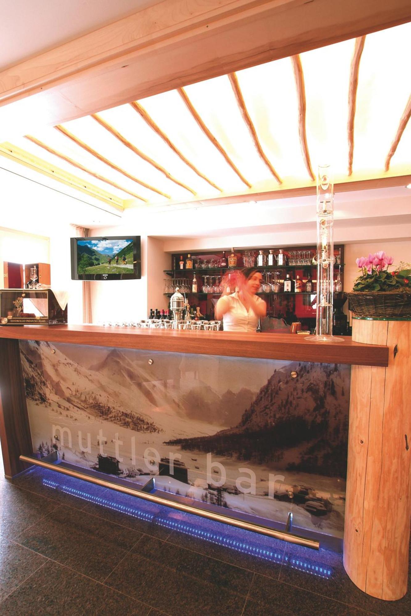 Hotel Garni Muttler Alpinresort & Spa Samnaun Buitenkant foto