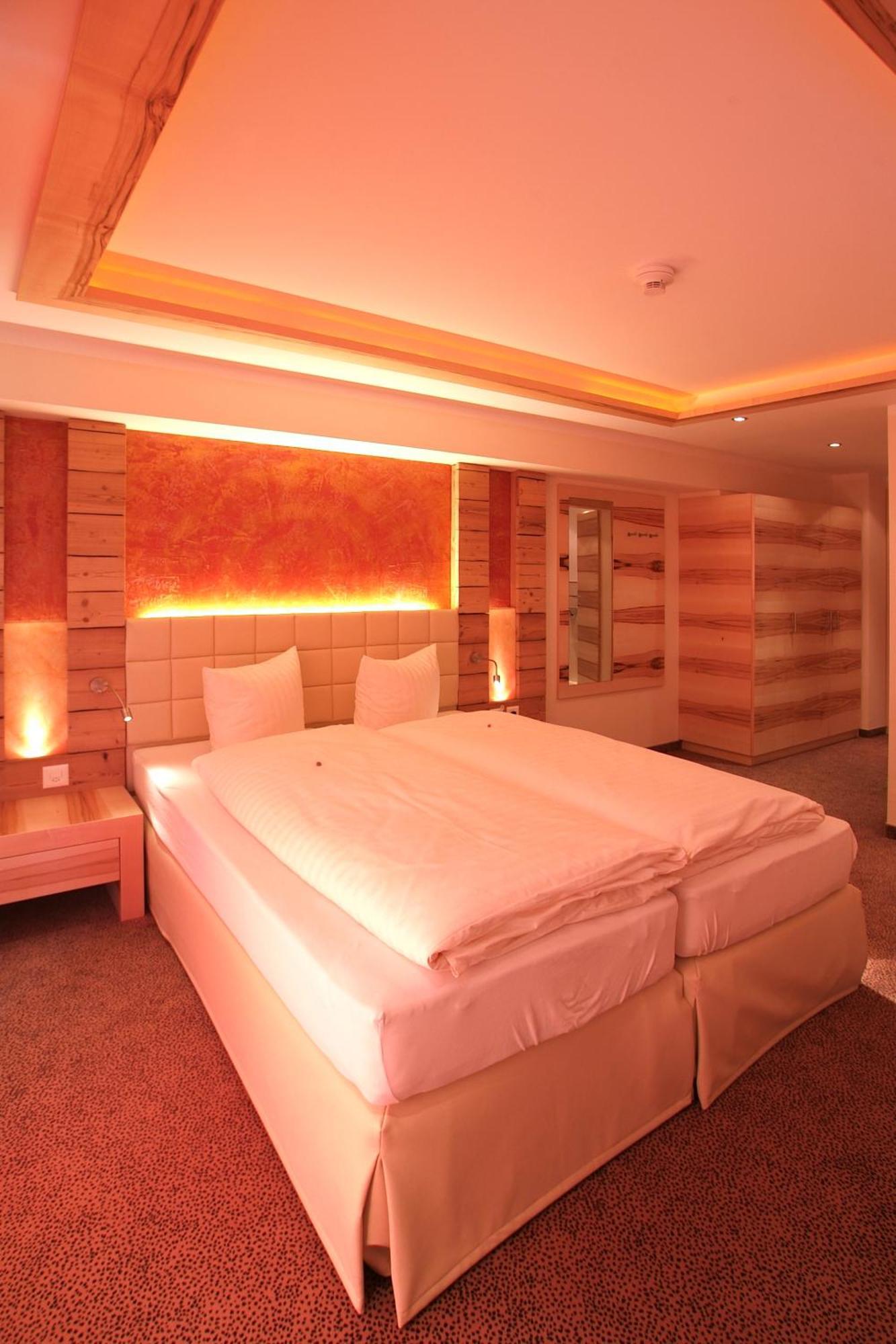 Hotel Garni Muttler Alpinresort & Spa Samnaun Kamer foto