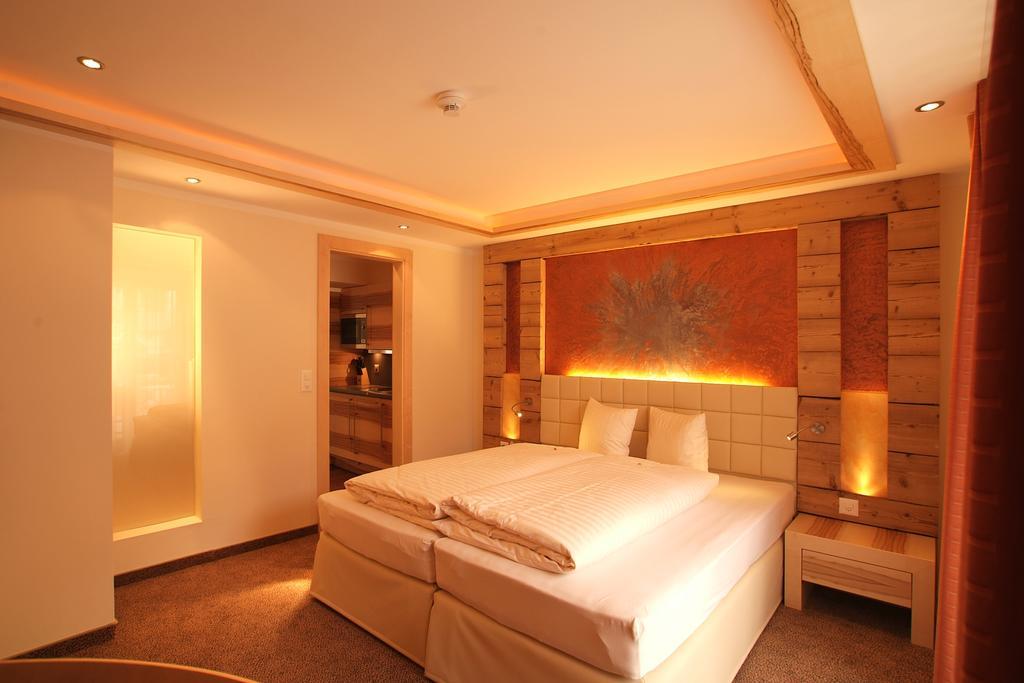 Hotel Garni Muttler Alpinresort & Spa Samnaun Kamer foto